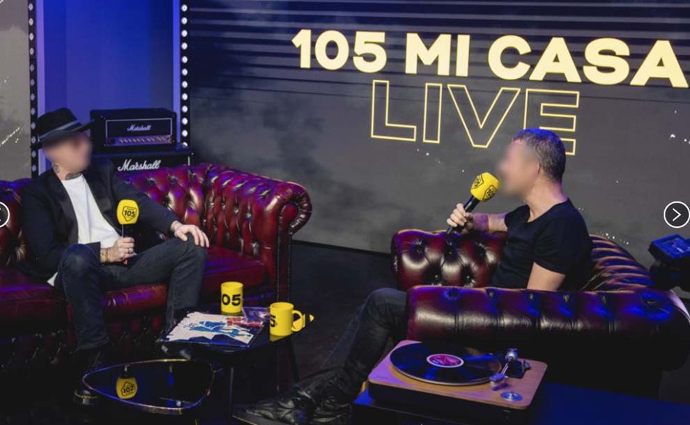 Chesterfield per RADIO 105 MICASA - Milano, Novembre 2020