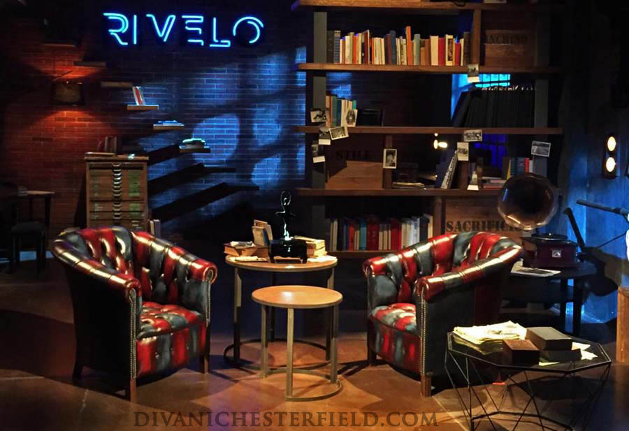 Arredo con Harleq Devil Blue Byron, Realtime - Estate 2019